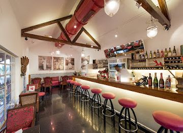 india/malabar-coast/bar/divine-the-wine-lounge