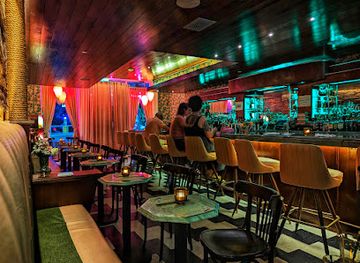 michigan/detroit/new-center/bar/time-will-tell