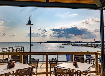 delaware/delaware-beaches/bar/the-lighthouse-dewey-beach