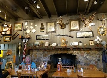 missouri/meramec-caverns/bar/cracker-barrel-old-country-store