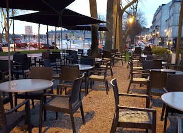 france/versailles/bar/les-badauds