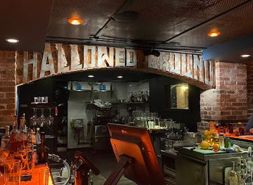 massachusetts/salem/bar/hallowed-ground