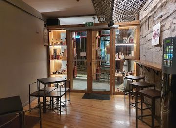 portugal/tras-os-montes/bar/pinguim-cafe-bar-pub