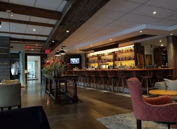 new-hampshire/hanover/bar/pine