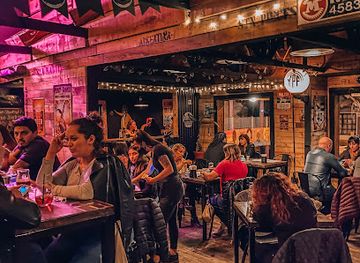 argentina/tierra-del-fuego/bar/nn-mas-que-un-bar