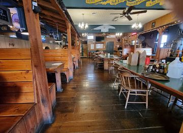 washington/western-washington/bar/three-fingered-jack-s-saloon