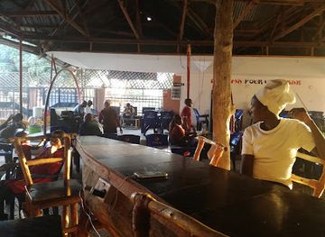 tanzania/dodoma/bar/four-ways-bar