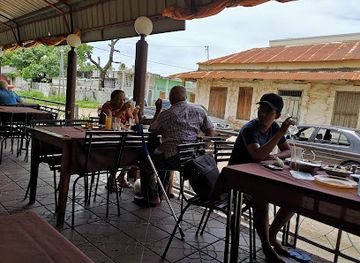 madagascar/boeny/bar/restaurant-karibo-mahoraise