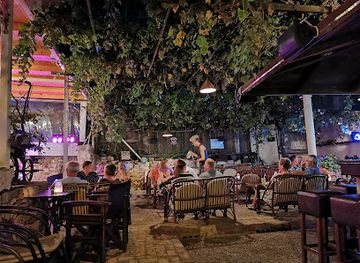 greece/chania/platanias/bar/the-ruin