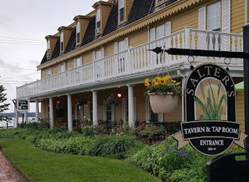 maryland/blackwater-national-wildlife-refuge/bar/robert-morris-inn