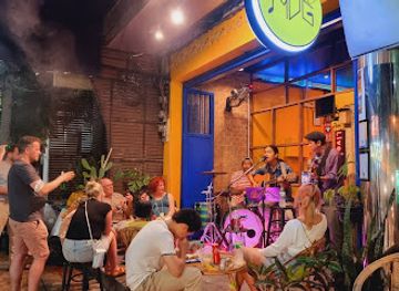 thailand/doi-inthanon/bar/mug-cnx-motivation-unique-and-groovy