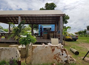 anguilla/sandy-hill/bar/amiola-s