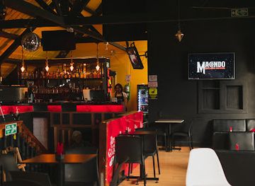 colombia/manizales/bar/macondo-cafe-rock