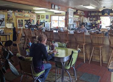 oregon/baker-county/bar/little-pig