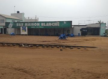 togo/lake-togo-area/bar/bar-maison-blanche