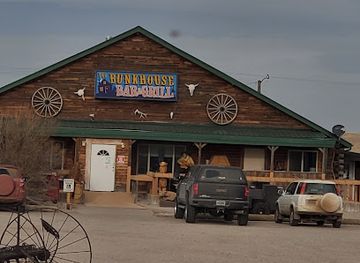 Outlaw Saloon