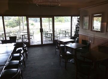 virginia/williamsburg/bar/gold-course-clubhouse-grill