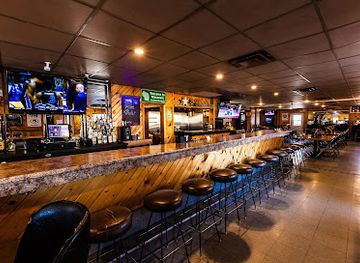 wisconsin/great-river-road/bar/crystal-river-pub-grill