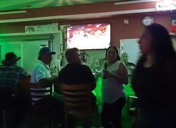 texas/mckinney-falls-state-park/bar/los-patrones-sports-bar