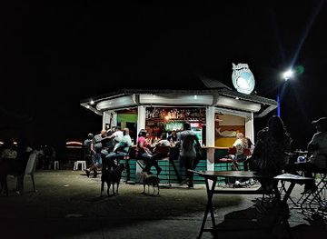 dominican-republic/samana/bar/bar-restaurante-ballena-blanca-malecon-samana