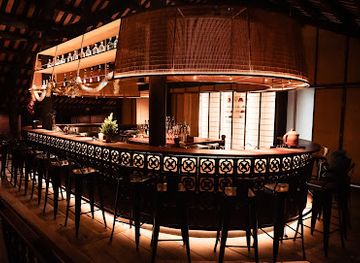 vietnam/south-central-coast/bar/mong-nguyet-cocktail-bar