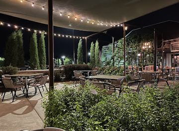 Hardware Sustainable Gastropub and Brewery