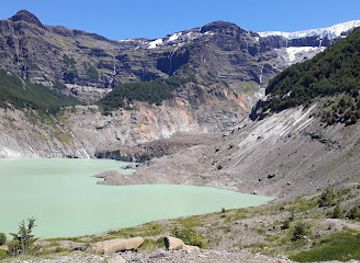 argentina/cerro-tronador/bar/restaurante-los-ventisqueros