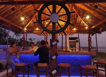 myanmar-burma/ngwe-saung-beach/bar/captain-s-bar