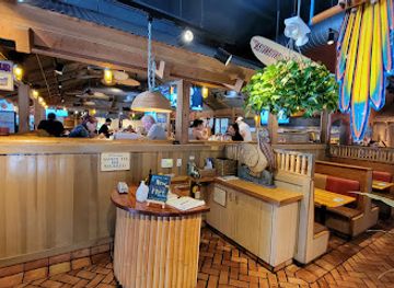 hawaii/oahu/bar/islands-restaurant-glendale