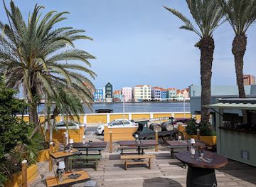 curacao/sta-catharina/bar/swinging-old-lady-brewery