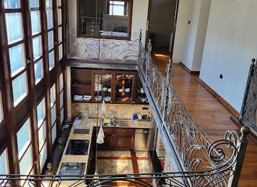 bosnia-and-herzegovina/sarajevo/marijin-dvor/bar/sarajevsko-pub-titova