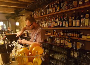 switzerland/bern/altstadt/bar/die-taube