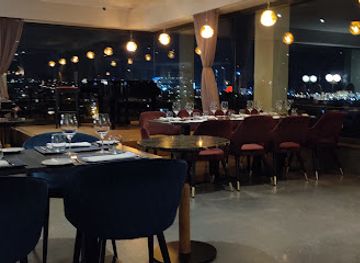 malta/sliema/bar/the-skyroom-cocktail-bar-grill