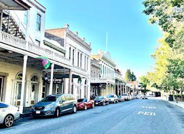 california/sacramento/old-sacramento-historic-district/bar/the-other-office
