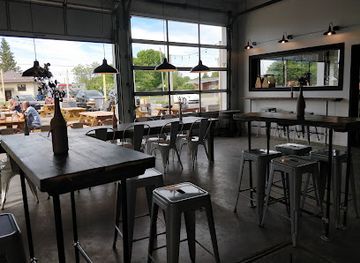 canada/monteregie/bar/champ-libre-brewery-distillery