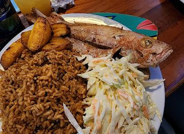 the-bahamas/lucaya/bar/bahama-mama-bar