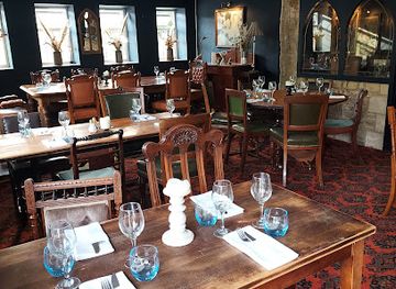 united-kingdom/cotswolds/bar/the-crown-cerney-wick