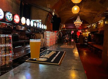 france/aquitaine/bar/fire-walk