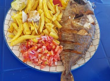 tanzania/dar-es-salaam/oyster-bay/bar/bar-and-restaurant