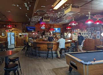 montana/the-tobacco-root-mountains/bar/chick-s-bar