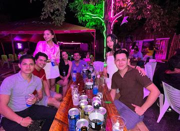 bolivia/beni-savannas/bar/alma-day-club