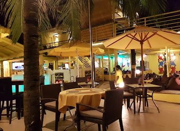 malaysia/langkawi/bar/yellow-beach-cafe