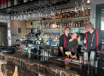 united-kingdom/selkirkshire/bar/red-sky-bar