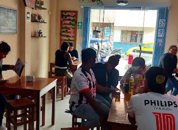 peru/lambayeque/bar/blue-restobar-lambayeque