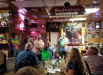 iowa/little-switzerland/bar/byron-s