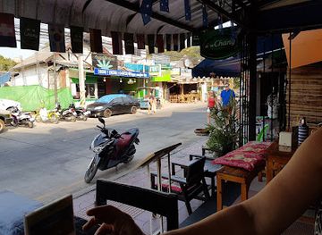 thailand/kanchanaburi/bar/sugar-member