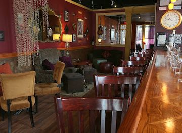 rhode-island/westerly/bar/perks-corks