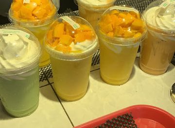 indonesia/banda-islands/bar/kedai-family