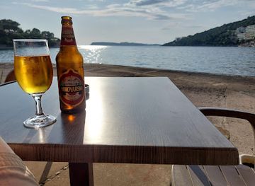 croatia/dubrovnik/lapad/bar/adriatic-food-corner