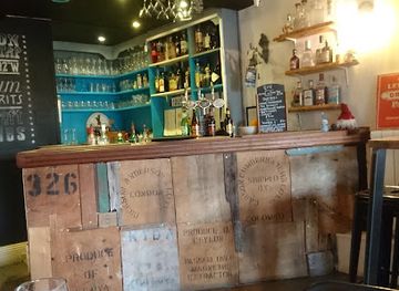 guernsey/alderney/bar/cantina-no-6